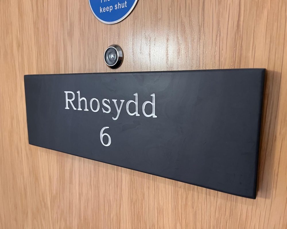 Bedroom 6 Name Plate Gwesty Seren Hotel